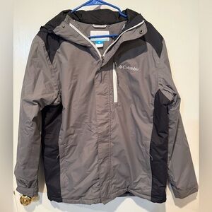 Columbia Men’s Two-Tone Gray and Black Winter coat